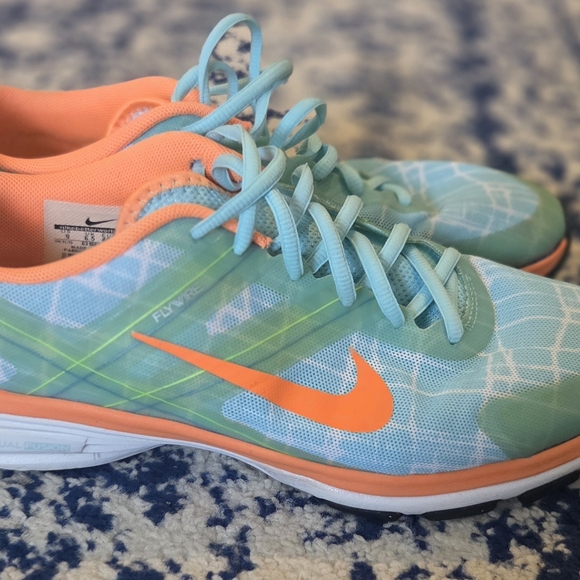 Nike Athletic Shoes - Light Blue and Orange - Picture 5 of 8